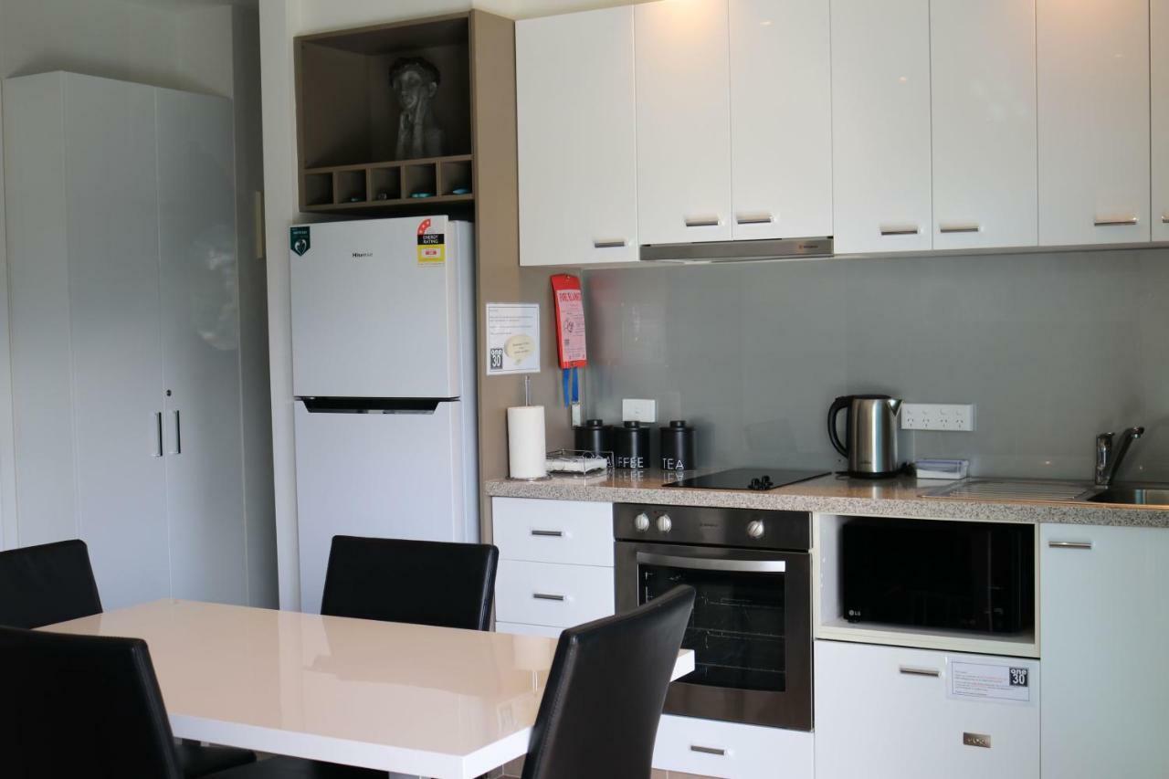 130 At The Waves Apartment Cowes Luaran gambar
